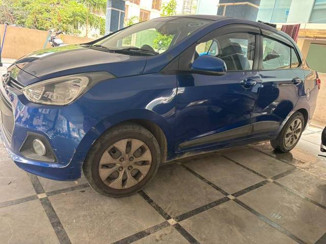 https://images10.gaadi.com/usedgaadi-sellcar/UsedCar/f5a5d3aea/66a4e9ec-4f25-4b9e-846e-f21efca143de.jpg?imwidth=6402