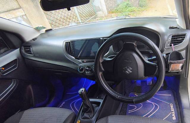 https://images10.gaadi.com/usedgaadi-sellcar/UsedCar/f5a5f09fa/8466cf23-2999-483c-b02b-3680b63c005b.jpg?imwidth=6401