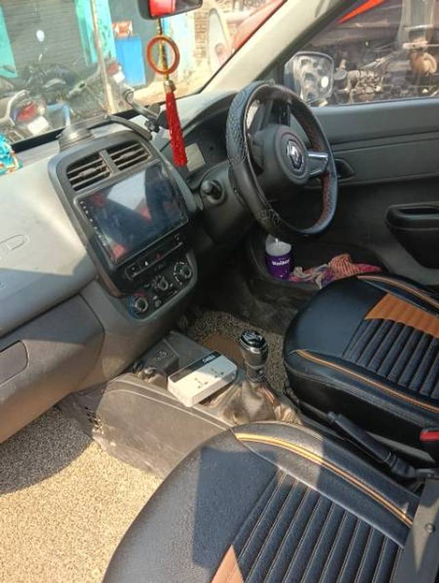 https://images10.gaadi.com/usedgaadi-sellcar/UsedCar/f5a66bb7a/962ecb8b-a070-4a0d-8f7a-ade614293ccc.jpg?imwidth=6401