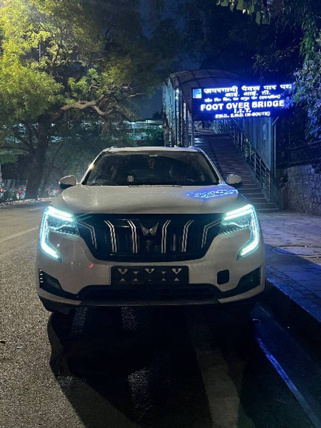 https://images10.gaadi.com/usedgaadi-sellcar/UsedCar/f5a6ce14a/8c5c4dcc-b8f5-4628-b5ac-2f7df8f93d0c.jpeg?imwidth=6401