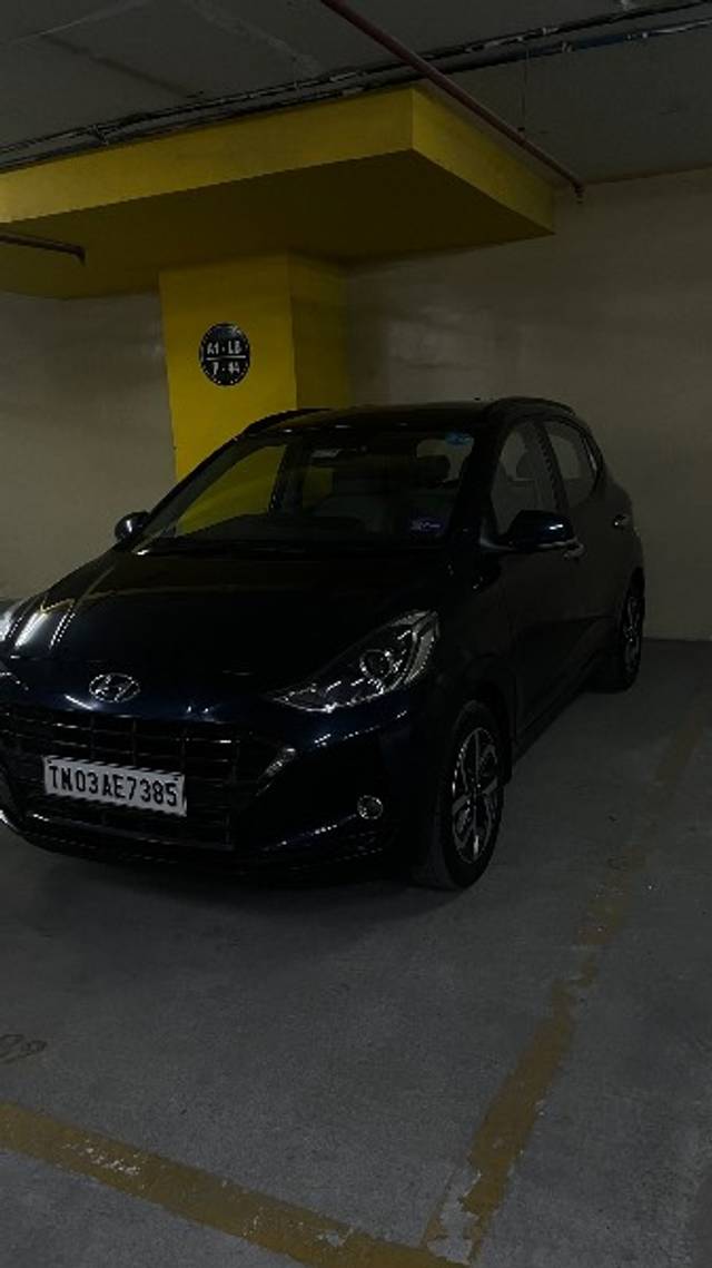 https://images10.gaadi.com/usedgaadi-sellcar/UsedCar/f5a6ed91a/e960f801-6b43-49e5-b965-0f630f46bc2a.jpeg?imwidth=6401