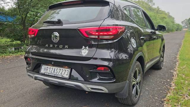 https://images10.gaadi.com/usedgaadi-sellcar/UsedCar/f5a7c91ca/cf6f090d-b40c-4d12-a372-fec2e4d7141d.jpg?imwidth=6401