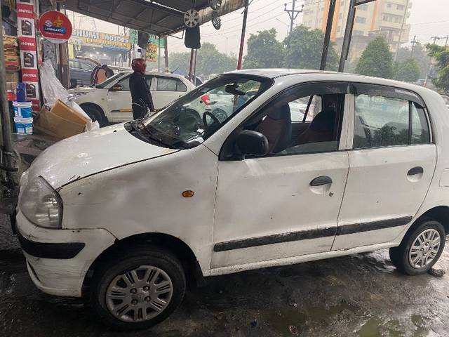 https://images10.gaadi.com/usedgaadi-sellcar/UsedCar/f5a87937a/ba0980ae-08c4-46ed-9770-a394d46fca04.jpeg?imwidth=6400