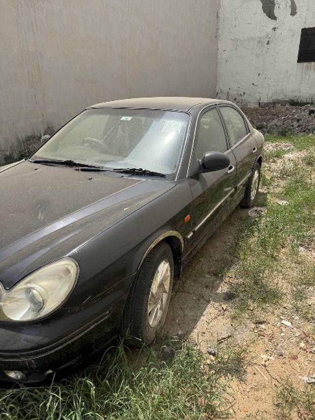 https://images10.gaadi.com/usedgaadi-sellcar/UsedCar/f5a92024a/6a1bd871-7eb8-41a1-8883-90a712ecb33b.jpeg?imwidth=6402