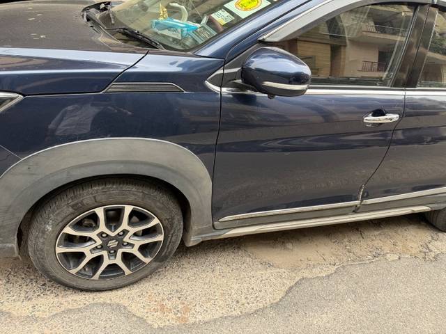 https://images10.gaadi.com/usedgaadi-sellcar/UsedCar/f5a971d2a/a3bf0e31-f6b7-4e4f-831f-bca0e64f5d83.jpeg?imwidth=6402