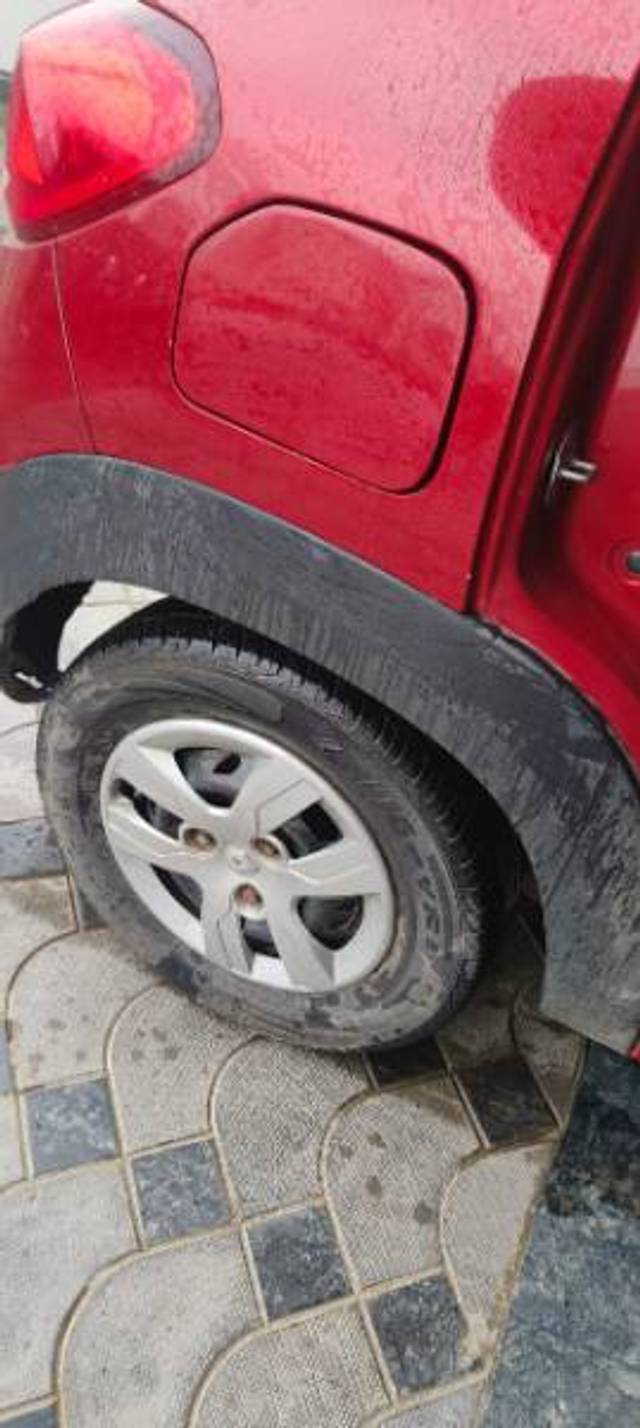 https://images10.gaadi.com/usedgaadi-sellcar/UsedCar/f5a9a7fea/70d8c257-d908-4bac-a738-27e7240e768e.jpg?imwidth=6402