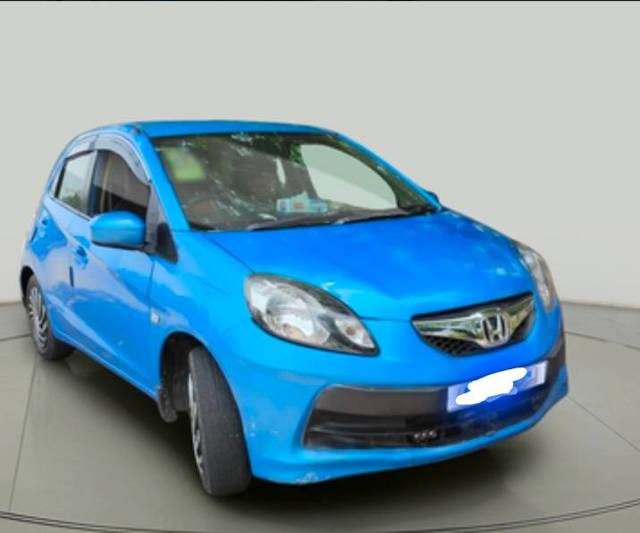 https://images10.gaadi.com/usedgaadi-sellcar/UsedCar/f5a9faeaa/17c6a9da-9626-4318-877f-aef0cc6668fe.jpg?imwidth=6400