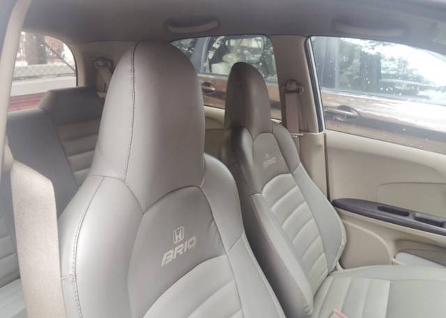 https://images10.gaadi.com/usedgaadi-sellcar/UsedCar/f5aaa58fa/fe0ca22b-8a11-413d-86f4-85233881883b.jpeg?imwidth=6402