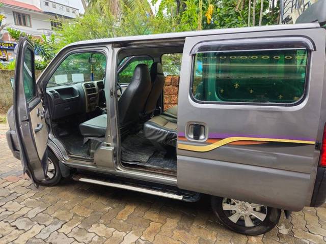 https://images10.gaadi.com/usedgaadi-sellcar/UsedCar/f5aaa935a/2de88a70-2155-4b8d-9fab-77d7eb4de1de.jpg?imwidth=6402