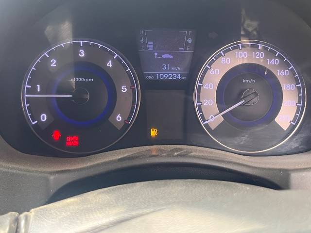https://images10.gaadi.com/usedgaadi-sellcar/UsedCar/f5aab21da/00625796-6575-4cb7-902b-c15ac569caf8.jpeg?imwidth=6400
