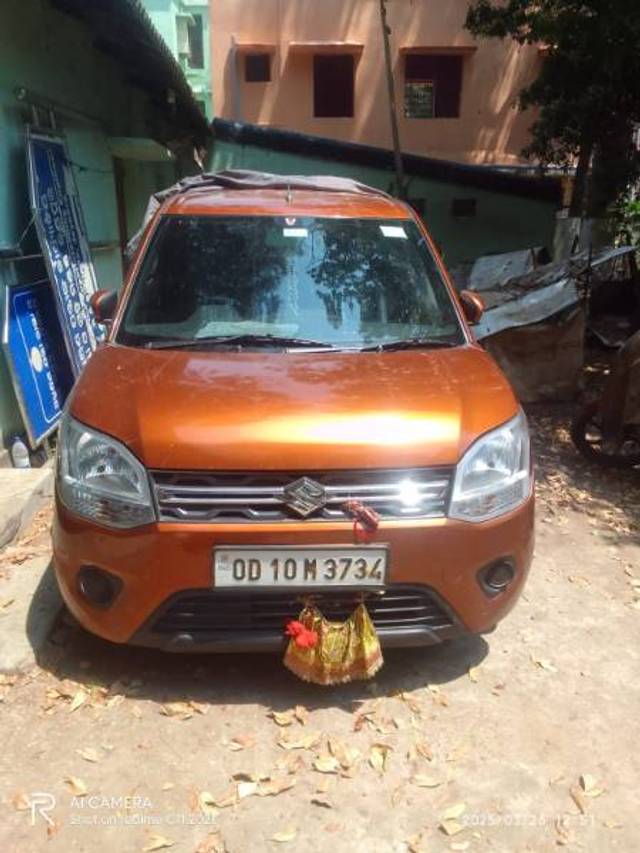 https://images10.gaadi.com/usedgaadi-sellcar/UsedCar/f5ab18d6a/81baeb92-8c5b-4a8c-a7b2-06ebfff5f1d3.jpg?imwidth=6400