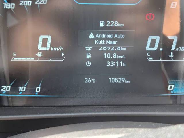 https://images10.gaadi.com/usedgaadi-sellcar/UsedCar/f5ac61bca/12feed63-b6ba-4f33-80c0-d9bd1ab2a4f7.jpg?imwidth=6401