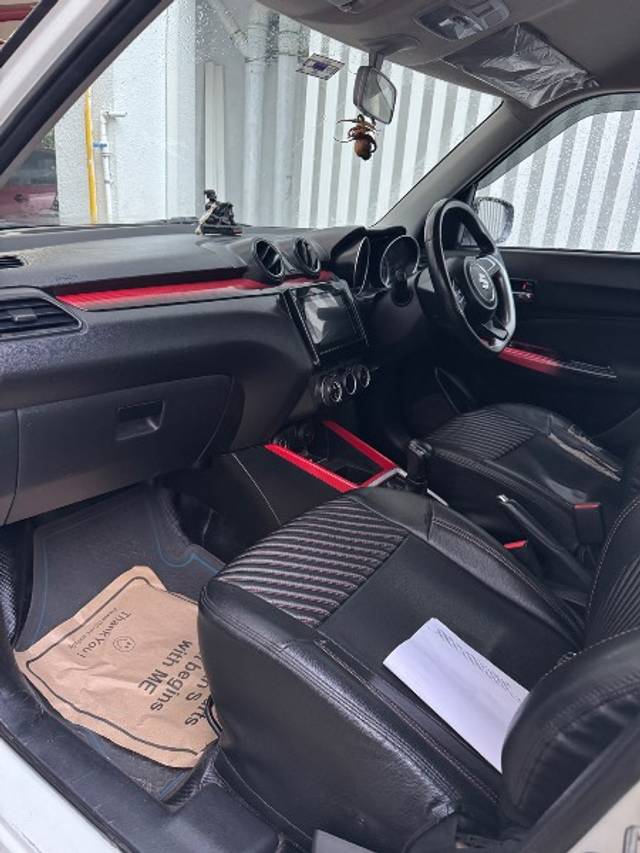 https://images10.gaadi.com/usedgaadi-sellcar/UsedCar/f5ac921ca/8ee8f82d-800e-4fae-a6ac-634600784c75.jpeg?imwidth=6401