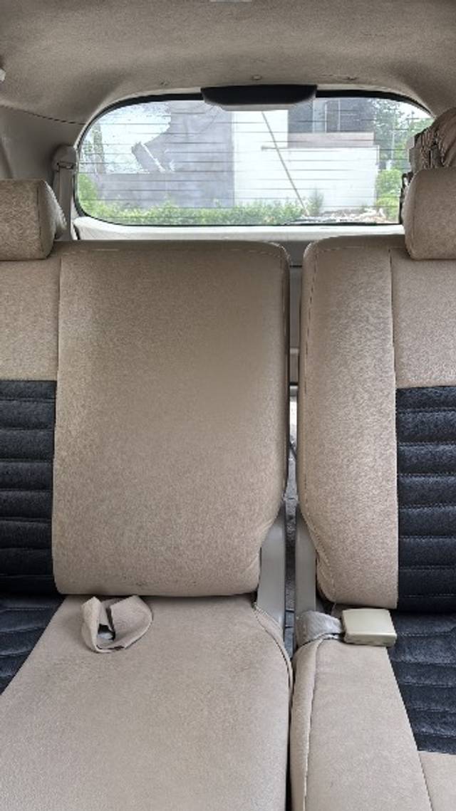 https://images10.gaadi.com/usedgaadi-sellcar/UsedCar/f5acb320a/eca5c543-afa1-4644-93be-f245ace28b53.jpeg?imwidth=6401