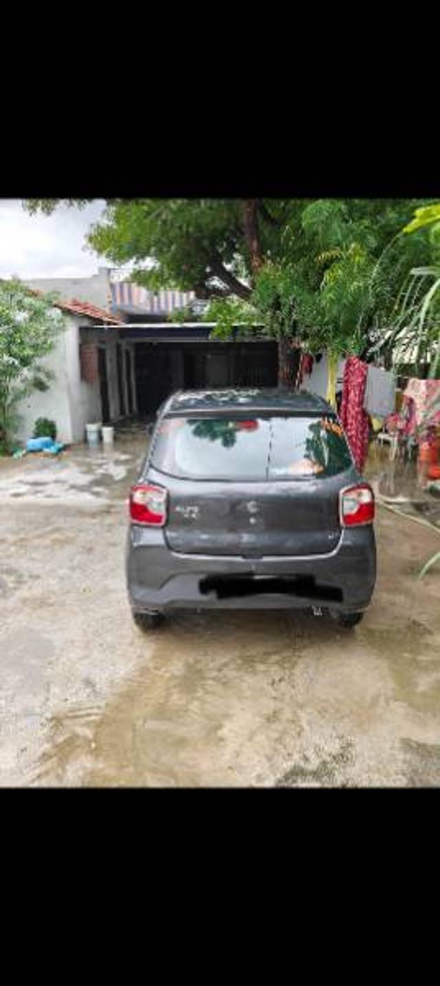 https://images10.gaadi.com/usedgaadi-sellcar/UsedCar/f5ad0f54a/e8f7a616-f863-443f-a4c5-5eaba183adf0.jpg?imwidth=6402