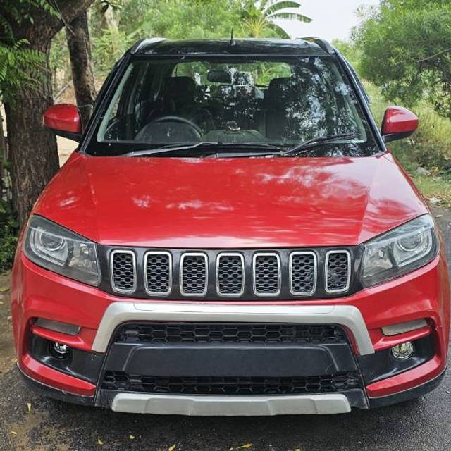 https://images10.gaadi.com/usedgaadi-sellcar/UsedCar/f5ad34fea/063a4414-ebac-404d-879c-7abcfe493aa8.jpg?imwidth=6400
