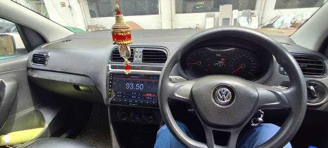 https://images10.gaadi.com/usedgaadi-sellcar/UsedCar/f5ae75d3a/fbf7fc8f-ab36-453a-8d7f-61c43c8a0892.jpg?imwidth=6401