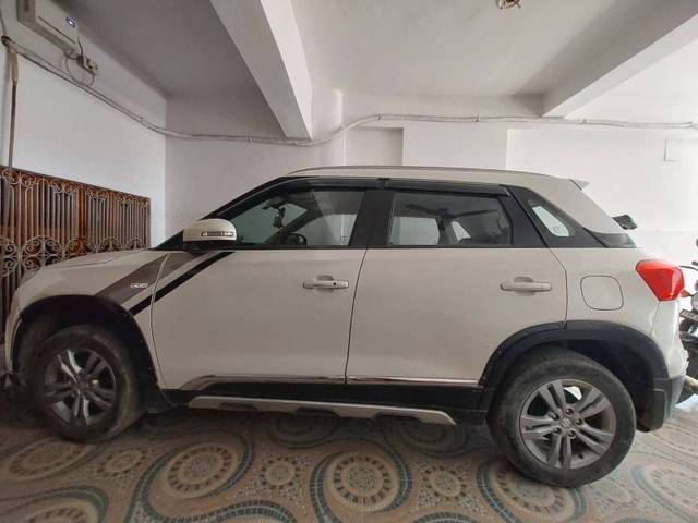 https://images10.gaadi.com/usedgaadi-sellcar/UsedCar/f5afa477a/cc86bf73-ab79-4dcc-84a0-9fdd966836e1.jpeg?imwidth=6402