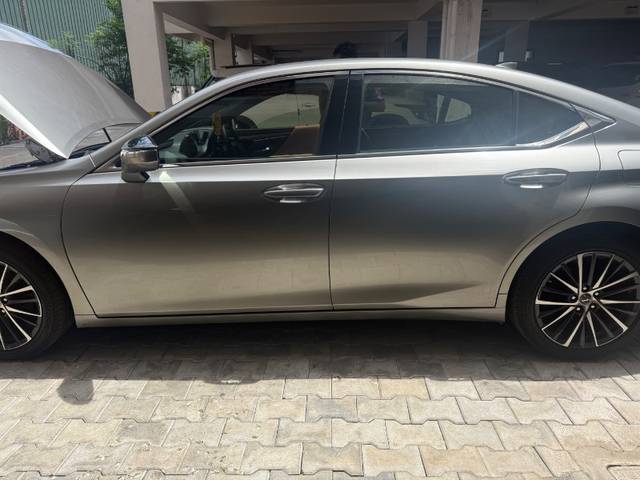 https://images10.gaadi.com/usedgaadi-sellcar/UsedCar/f5afb0e5a/75454b56-a0d5-4465-b54a-f630668d3ebd.jpeg?imwidth=6402