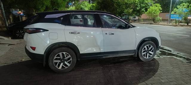 https://images10.gaadi.com/usedgaadi-sellcar/UsedCar/f5afb5f8a/dfd16ce4-c394-4f62-99f7-bead5f0ad098.jpg?imwidth=6402