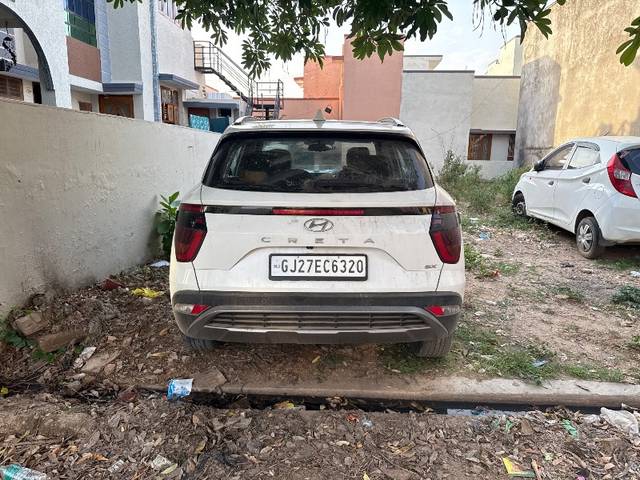 https://images10.gaadi.com/usedgaadi-sellcar/UsedCar/f5afccc5a/f309512f-3409-4b73-9385-a7c5bd2ca019.jpg?imwidth=6402