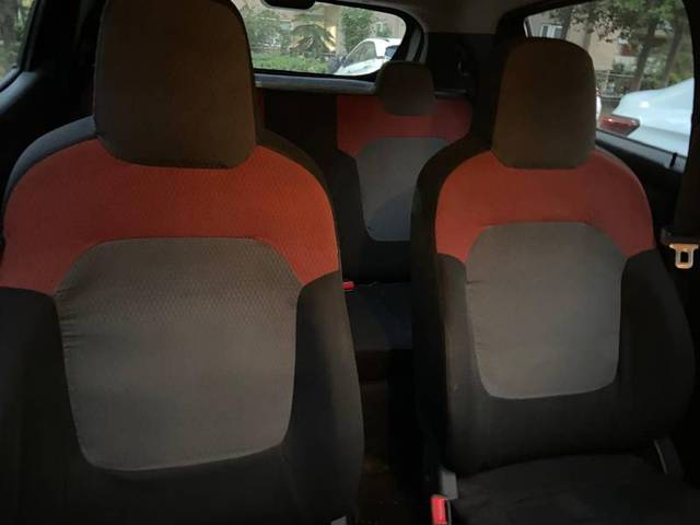 https://images10.gaadi.com/usedgaadi-sellcar/UsedCar/f5b0d17ca/13f22118-6902-4348-8d2e-69c79c4340a3.jpg?imwidth=6401