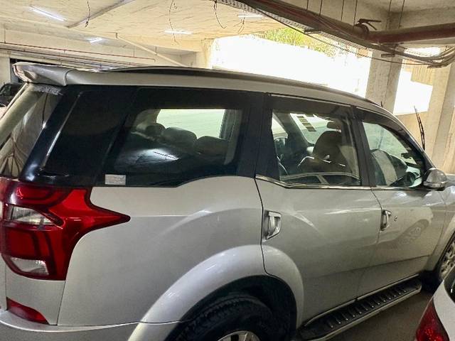 https://images10.gaadi.com/usedgaadi-sellcar/UsedCar/f5b1dce9a/c3ee50ce-2b58-4149-8128-f9fc4b400570.jpeg?imwidth=6400