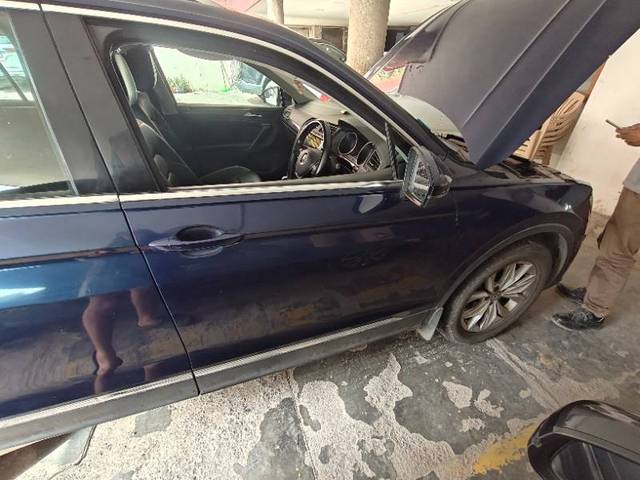 https://images10.gaadi.com/usedgaadi-sellcar/UsedCar/f5b1ea8aa/48cacc13-2411-42b7-9e04-919e91fdc8c3.jpg?imwidth=6401