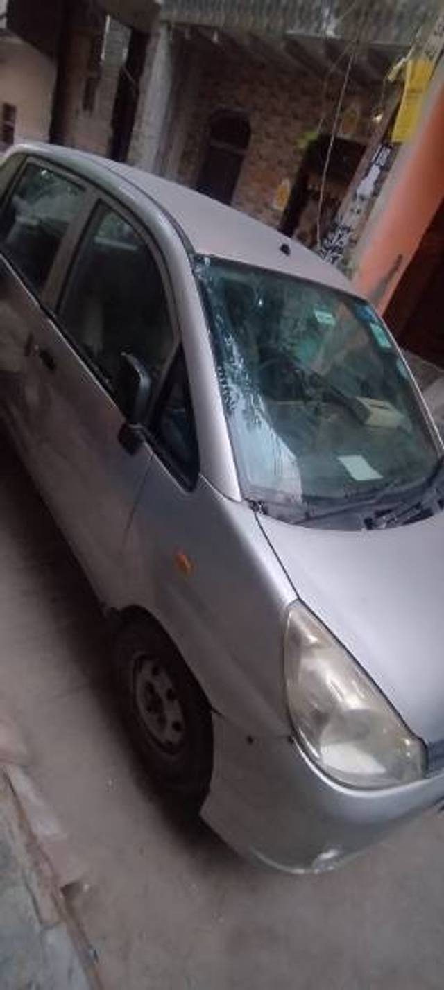 https://images10.gaadi.com/usedgaadi-sellcar/UsedCar/f5b2037aa/a577cfa1-b7af-4764-90c8-3721053bb43b.jpg?imwidth=6402