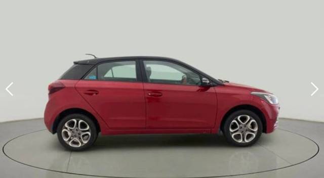 https://images10.gaadi.com/usedgaadi-sellcar/UsedCar/f5b24458a/10243b39-5dfd-4e65-844e-db876d425ef7.jpg?imwidth=6401
