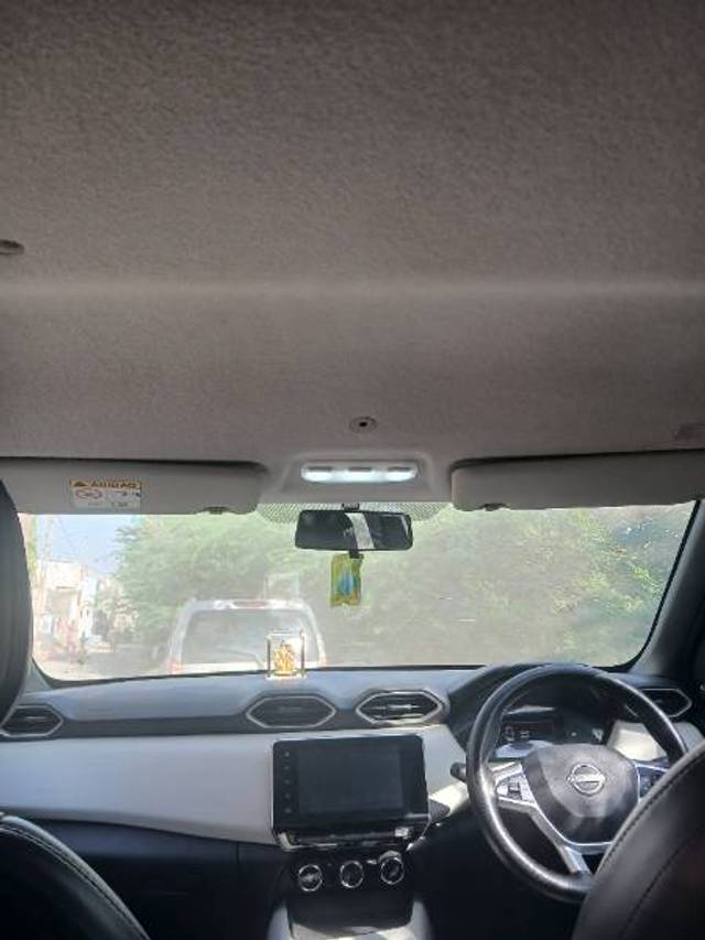 https://images10.gaadi.com/usedgaadi-sellcar/UsedCar/f5b2d54ba/a32b03b6-ee2c-4657-b016-6993c3ced328.jpg?imwidth=6402