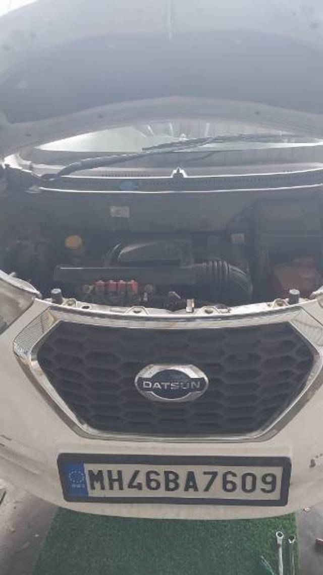 https://images10.gaadi.com/usedgaadi-sellcar/UsedCar/f5b2f1aea/4a9ed125-3172-4b74-a7d5-8f9417c83832.jpg?imwidth=6401