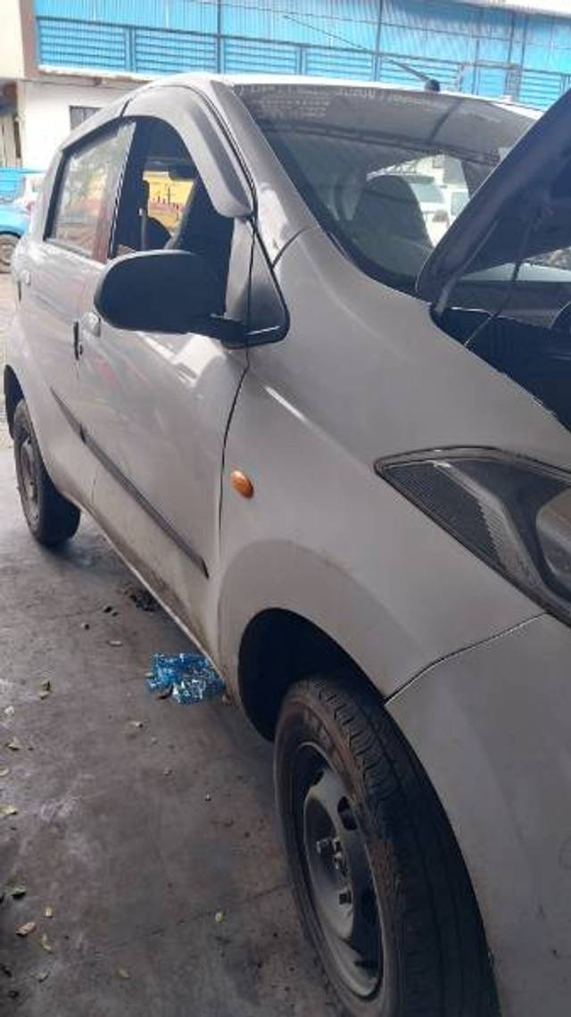 https://images10.gaadi.com/usedgaadi-sellcar/UsedCar/f5b2f1aea/69d25585-ef67-4be1-b2cb-41f04bc1f224.jpg?imwidth=6400