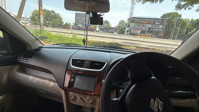 https://images10.gaadi.com/usedgaadi-sellcar/UsedCar/f5b32c55a/8ba2b91c-6173-47bd-b514-a8ae407cb530.jpeg?imwidth=6402