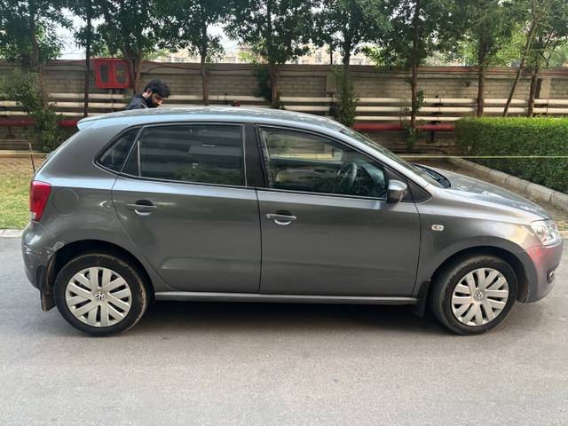 https://images10.gaadi.com/usedgaadi-sellcar/UsedCar/f5b3c251a/1c59da03-ec4f-47c8-969a-11baf90eb502.jpeg?imwidth=6401