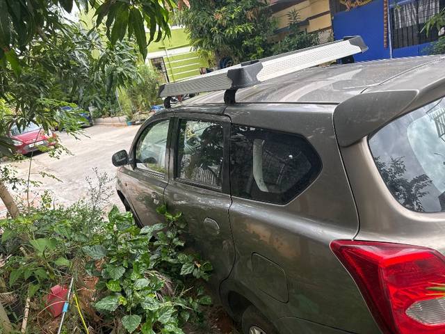 https://images10.gaadi.com/usedgaadi-sellcar/UsedCar/f5b3c8cba/6470610f-4374-4b38-aa74-936329fb95c3.jpg?imwidth=6402