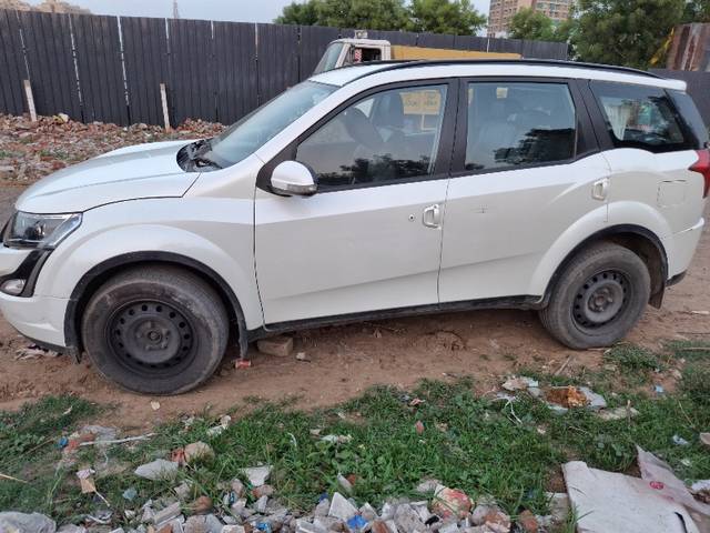 https://images10.gaadi.com/usedgaadi-sellcar/UsedCar/f5b3dec9a/3cf1df23-21bf-4b34-88ae-163edc1adda6.jpeg?imwidth=6402