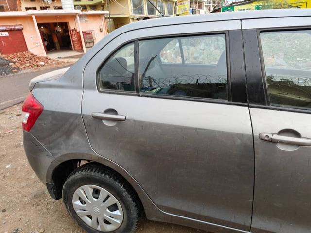https://images10.gaadi.com/usedgaadi-sellcar/UsedCar/f5b429c0a/47eff0d0-9e91-409d-b238-3ed483bc1ca2.jpeg?imwidth=6402