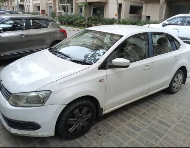 https://images10.gaadi.com/usedgaadi-sellcar/UsedCar/f5b473d9a/1376df5c-a5fa-4f81-839d-f6d95cf2d629.jpg?imwidth=6400