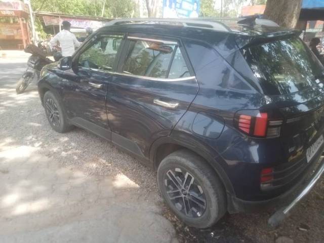https://images10.gaadi.com/usedgaadi-sellcar/UsedCar/f5b53ba6a/c5f88a41-3007-45ad-baf9-db6d83c365c9.jpg?imwidth=6400
