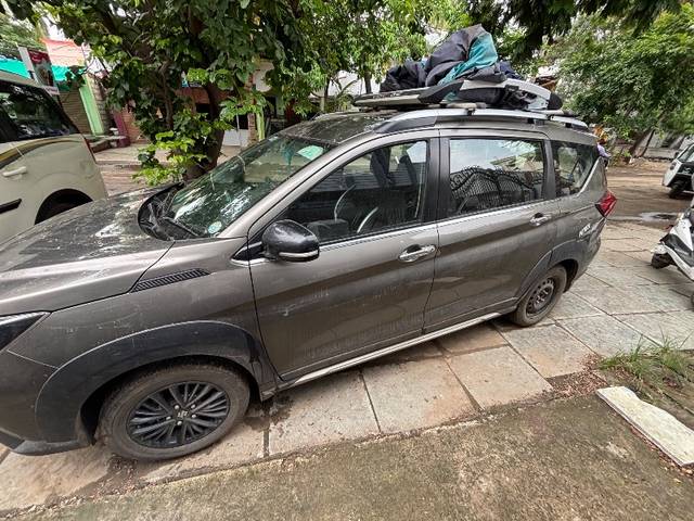 https://images10.gaadi.com/usedgaadi-sellcar/UsedCar/f5b5525ca/fdc47187-ab5f-41ea-8086-31fc9500c02b.jpeg?imwidth=6400