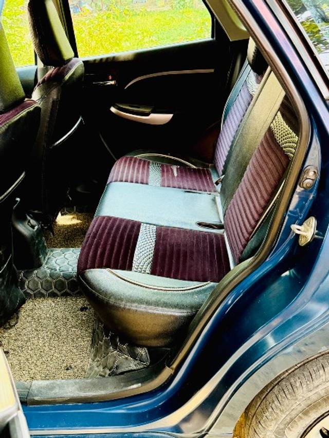 https://images10.gaadi.com/usedgaadi-sellcar/UsedCar/f5b715a0a/8ae9c122-9eb5-4030-9ed6-085c0a6ef804.jpeg?imwidth=6401