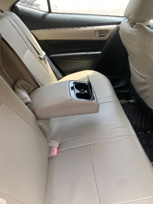https://images10.gaadi.com/usedgaadi-sellcar/UsedCar/f5b73877a/3a7e4ade-5582-4ad4-9adf-e533d9c0a538.jpeg?imwidth=6401
