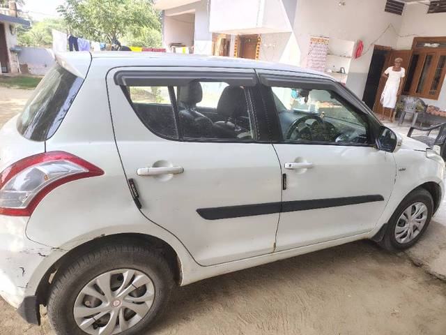 https://images10.gaadi.com/usedgaadi-sellcar/UsedCar/f5b76dd7a/7323460d-a78d-42c7-aede-afaaff28a350.jpg?imwidth=6401