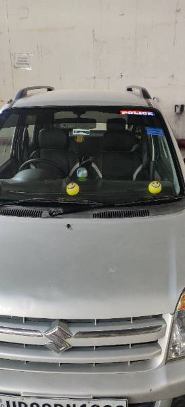 https://images10.gaadi.com/usedgaadi-sellcar/UsedCar/f5b8cb63a/771b616b-5629-4407-b7ee-2ff4fd87f323.jpg?imwidth=6401