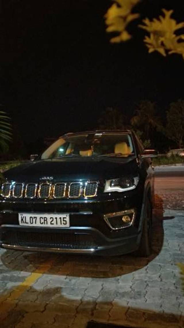 https://images10.gaadi.com/usedgaadi-sellcar/UsedCar/f5b91124a/cf99db22-dde2-454a-9860-c144d15b2985.jpg?imwidth=6402