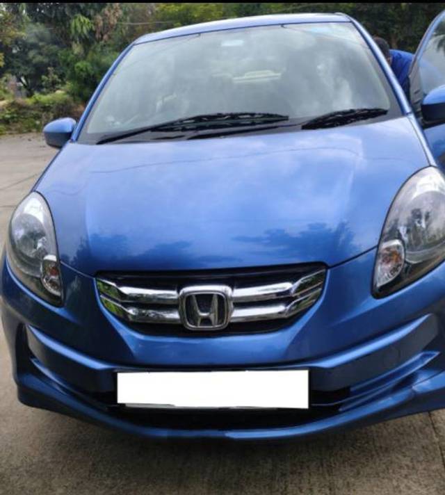 https://images10.gaadi.com/usedgaadi-sellcar/UsedCar/f5b98279a/13bef753-daf3-4381-961f-bea72646f56a.png?imwidth=6401