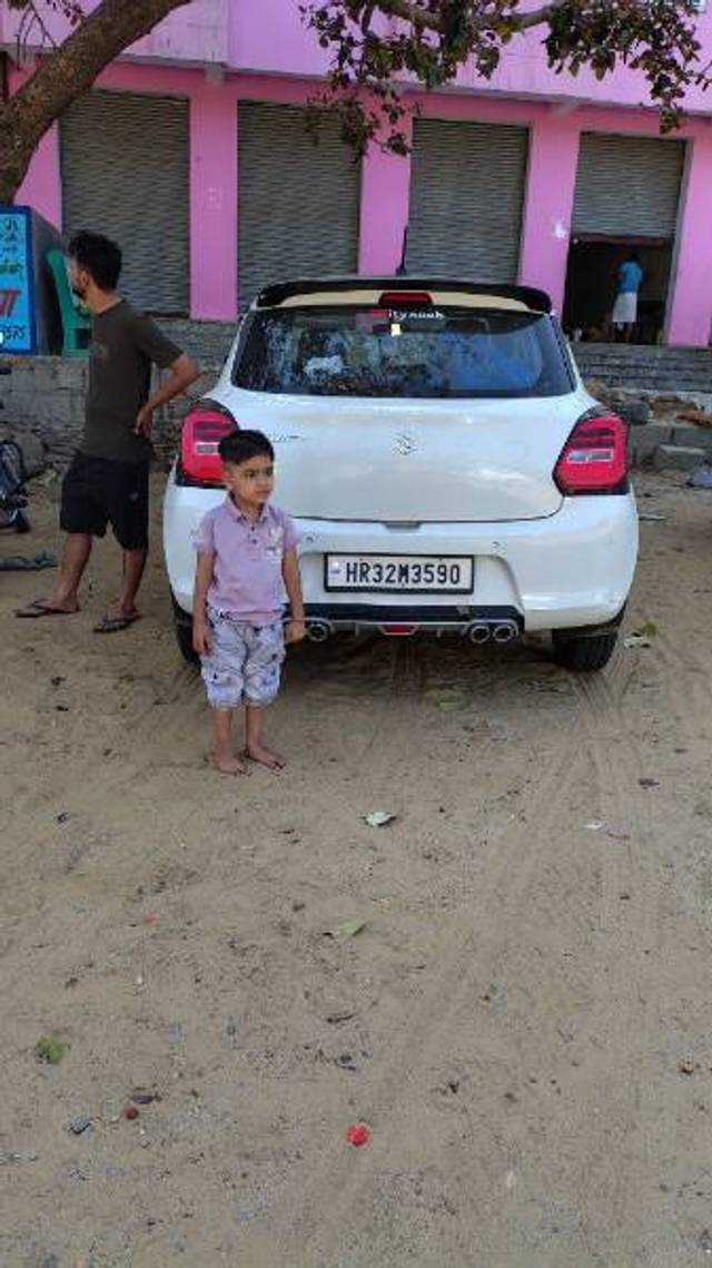 https://images10.gaadi.com/usedgaadi-sellcar/UsedCar/f5ba87baa/b75258b4-e90e-4cec-a964-94209a0eead5.jpg?imwidth=6400