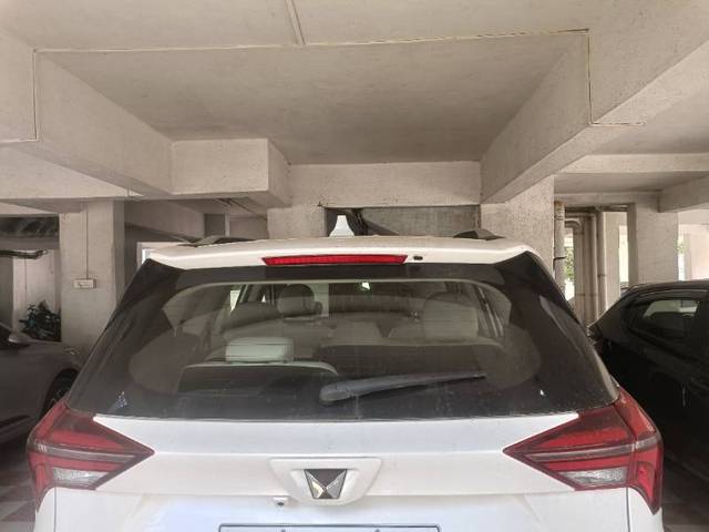 https://images10.gaadi.com/usedgaadi-sellcar/UsedCar/f5bab050a/c37e0ce4-0ec3-4c8d-a9c1-ee863e37b240.jpg?imwidth=6402
