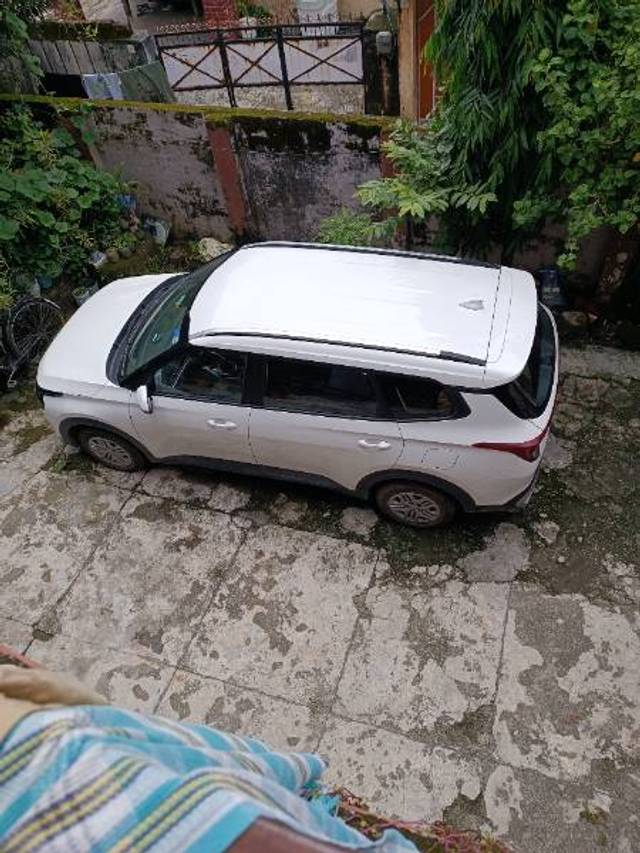 https://images10.gaadi.com/usedgaadi-sellcar/UsedCar/f5bac527-77d8-4f61-8f2a-47eb0fe60773/f3b0291b-60cf-41f1-b14d-92ed26e11fef.jpg?imwidth=6400